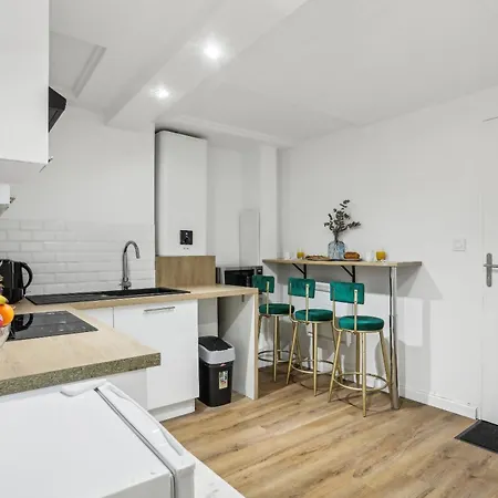 Modern Flat In For 4 Peoples 公寓